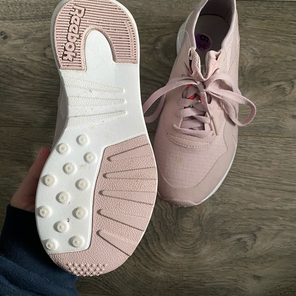 Reebok runners - Picture 2 of 2